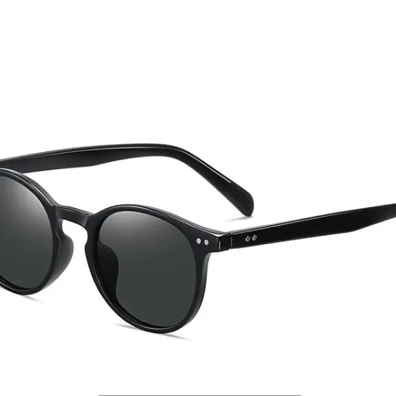 Fashion Sunglasses White Case